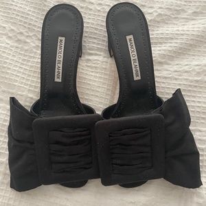 COPY - Manolo Blahnik Newton Bow Grosgrain